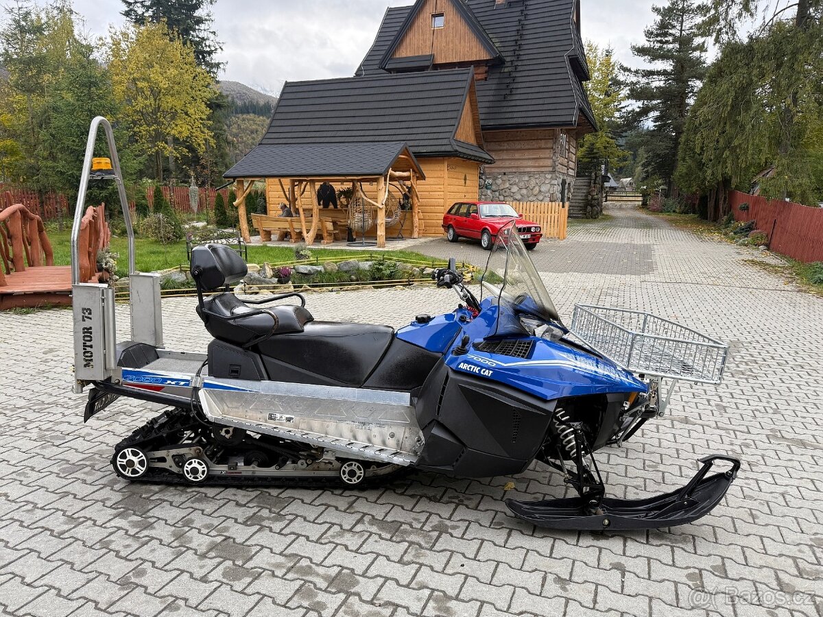 Snežný skúter Arctic Cat Bearcat 7000 XT - 10