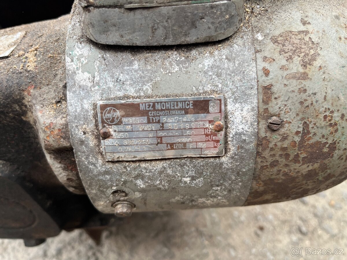 Šnekový dopravník - 10