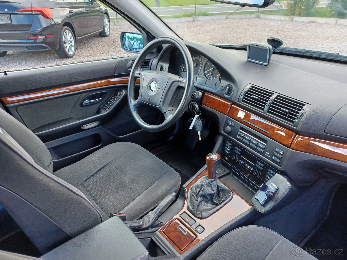 BMW 520i,YOUNGTIMER,TOP stav, - 10