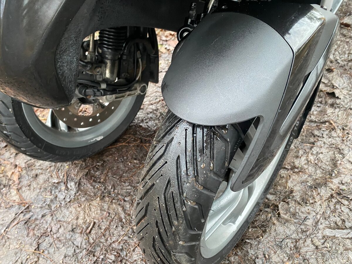 Piaggio Mp3 Yourban 300 LT - 10