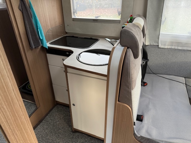 Obytný automobil Carado I447 - odpočet DPH - 1.maj.,118 kW - 10