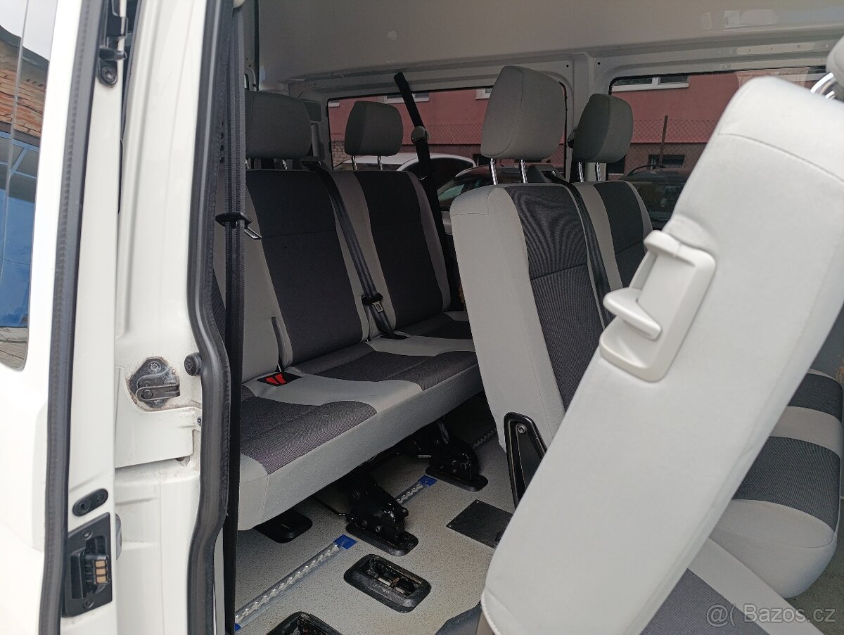 Volkswagen Transporter T5 8 míst 103kw - 10
