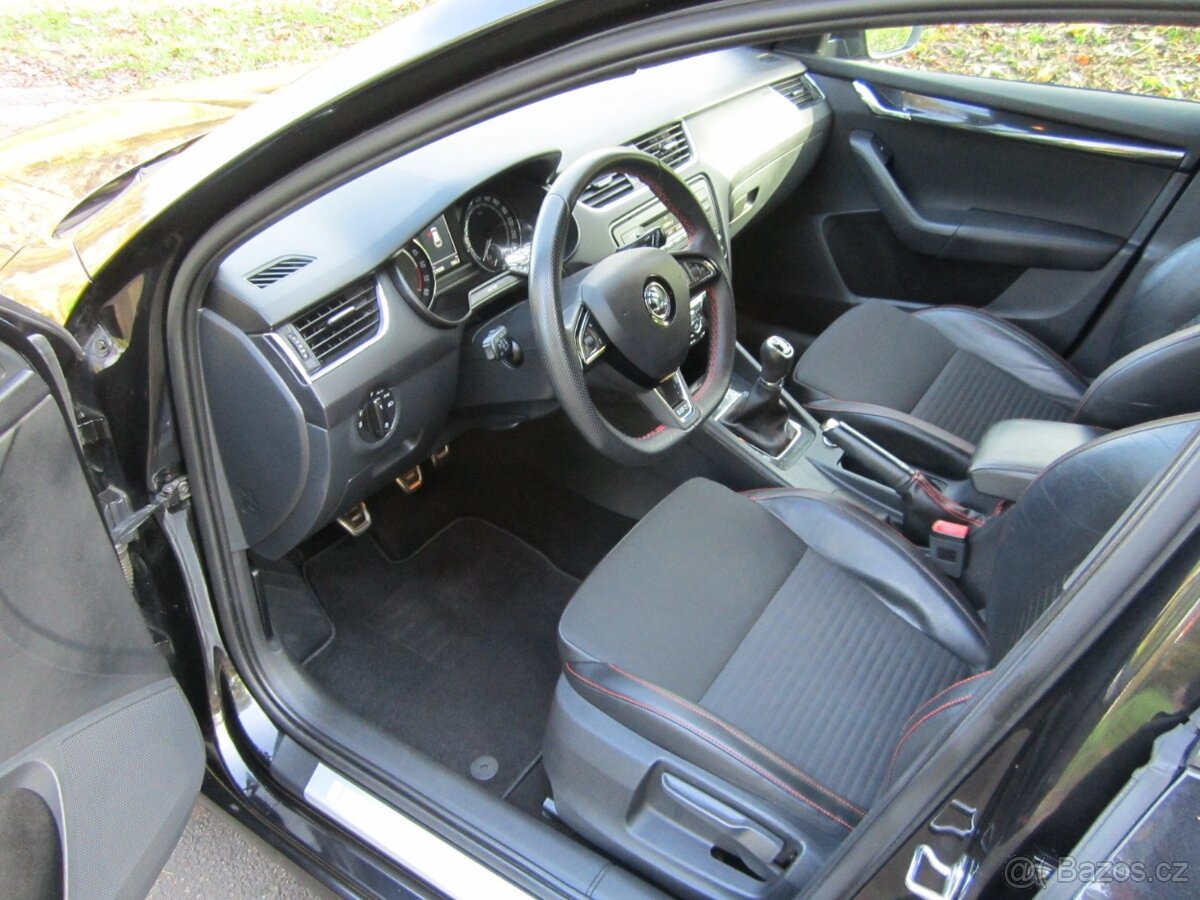 Škoda Octavia III RS 2.0TDi 135kw TOP stav - 10