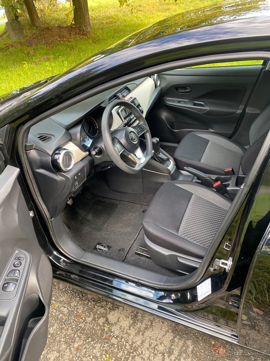 Nissan Micra 1.0 - 10