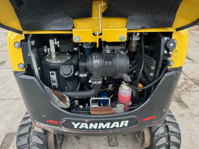 YANMAR SV18 POWERTILT - 10
