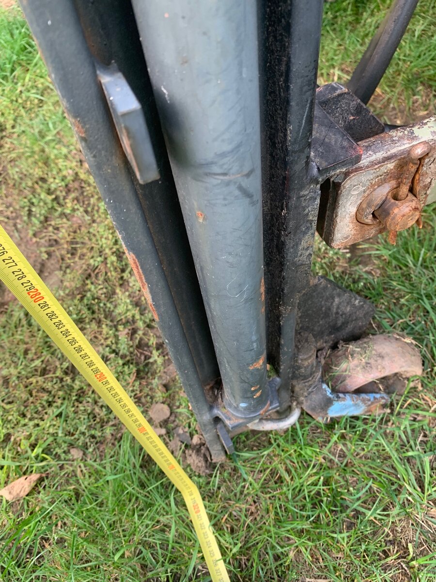 Prodám manipulační vidle za traktor. - 10