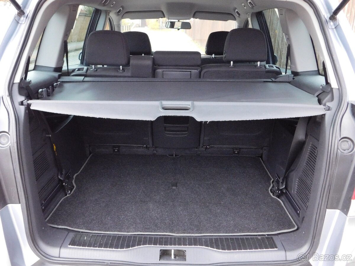 Opel Zafira 1.9 CDTi,,7 míst,,tažné zařízení,,NOVÉ ROZVODY - 10