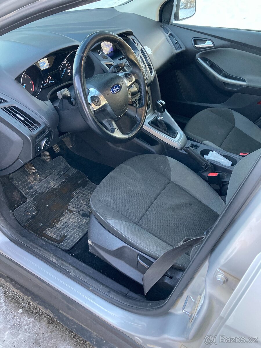 Ford Focus kombi - 10