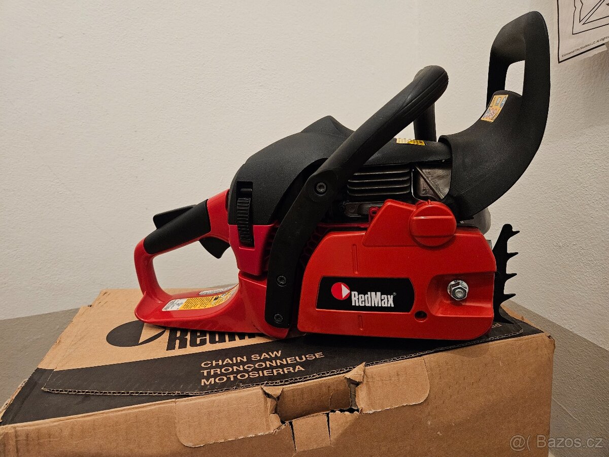 Motorova pila Jonsered Redmax - 10