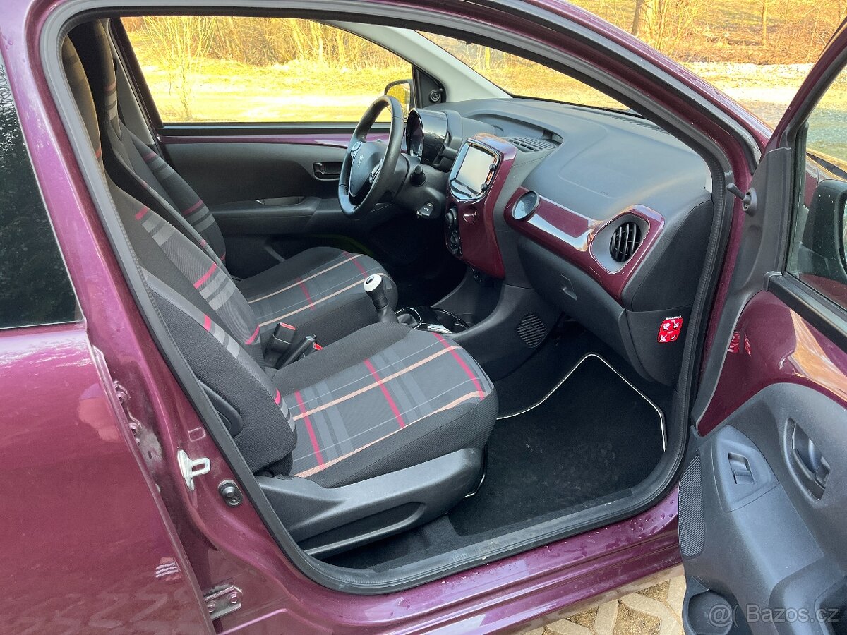 PEUGEOT 108 1.0i LED 67.000km - 10