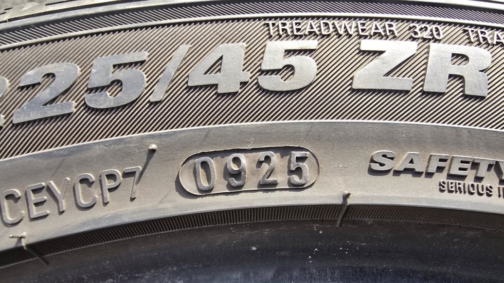 Letní pneu 225/45/18 Kumho - 10