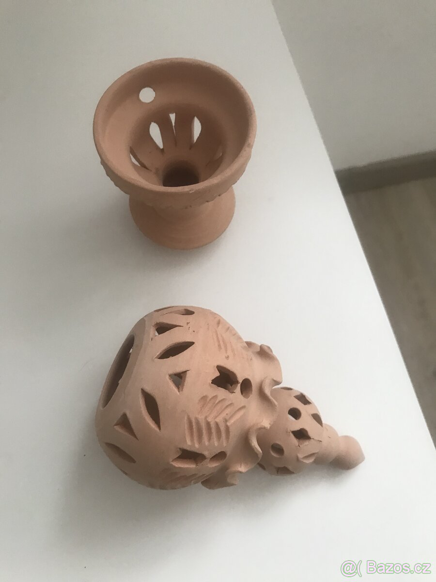 vázičky a svícen - 10