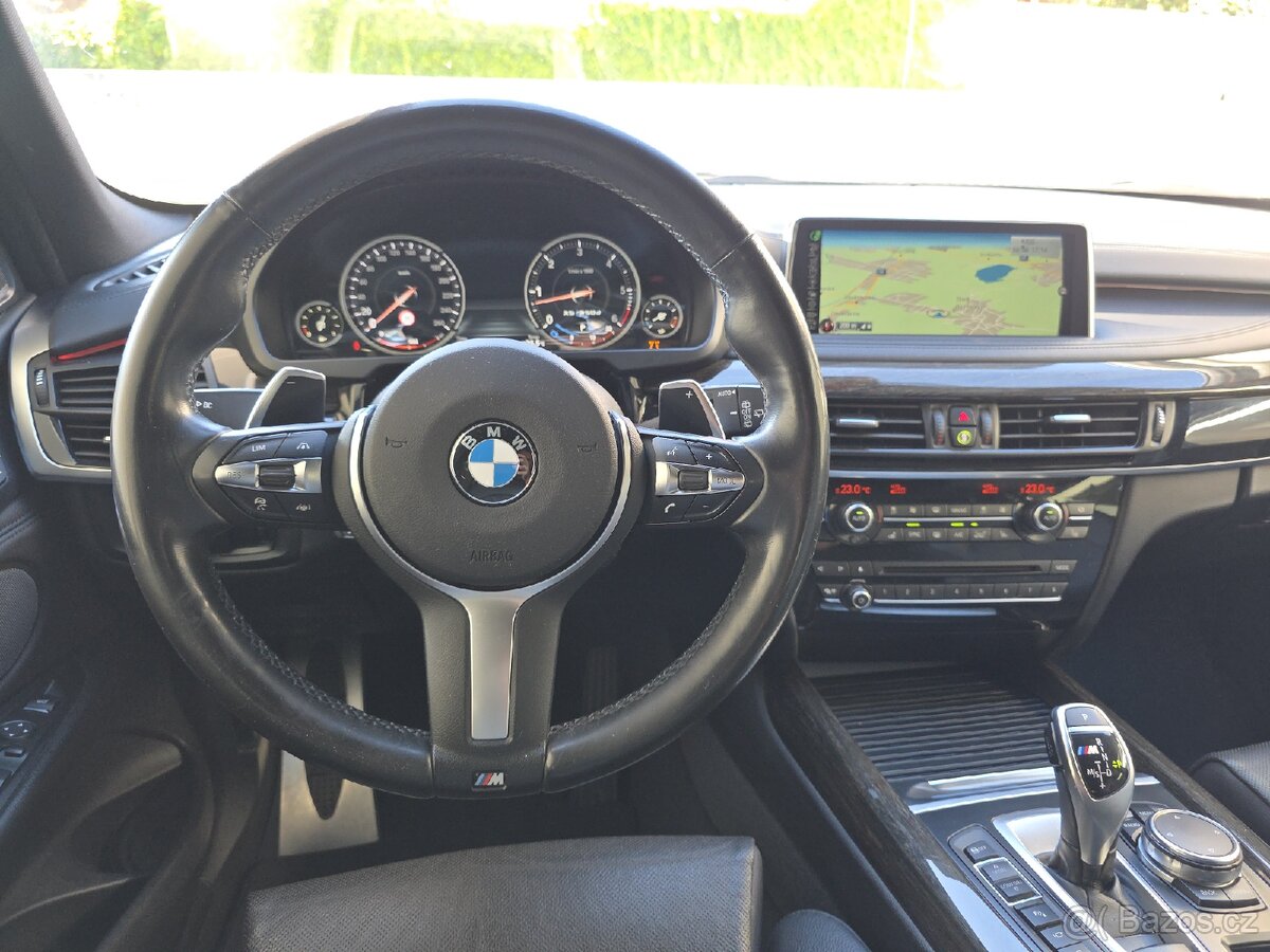 BMW X5 M50d - 10