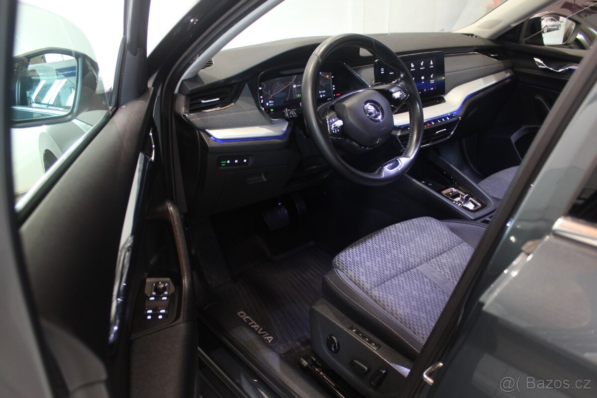 Škoda Octavia IV 2.0TDI DSG Display LED Tažné Model 2021 - 10
