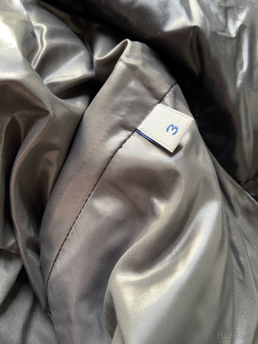 Moncler černá vesta - 10