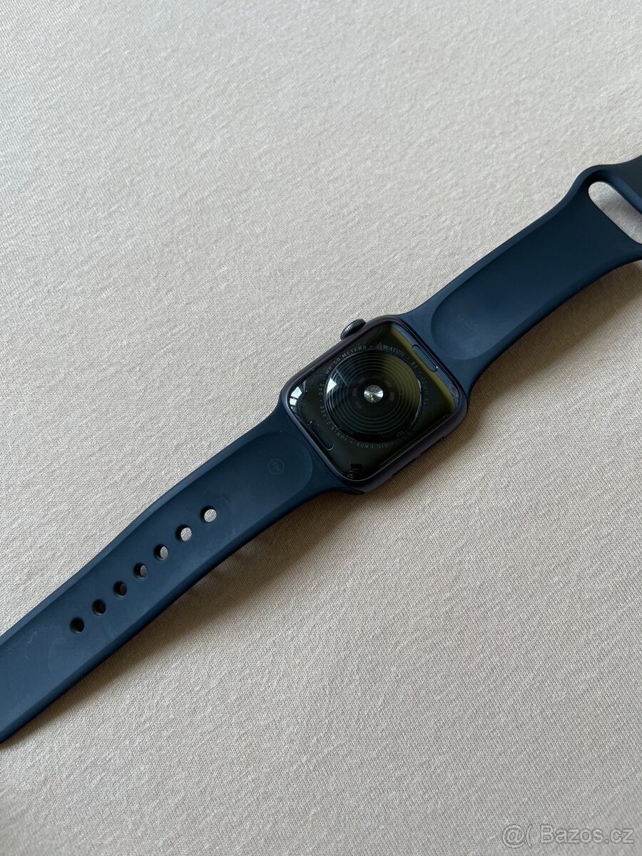 Apple Watch SE 1.generace - 10