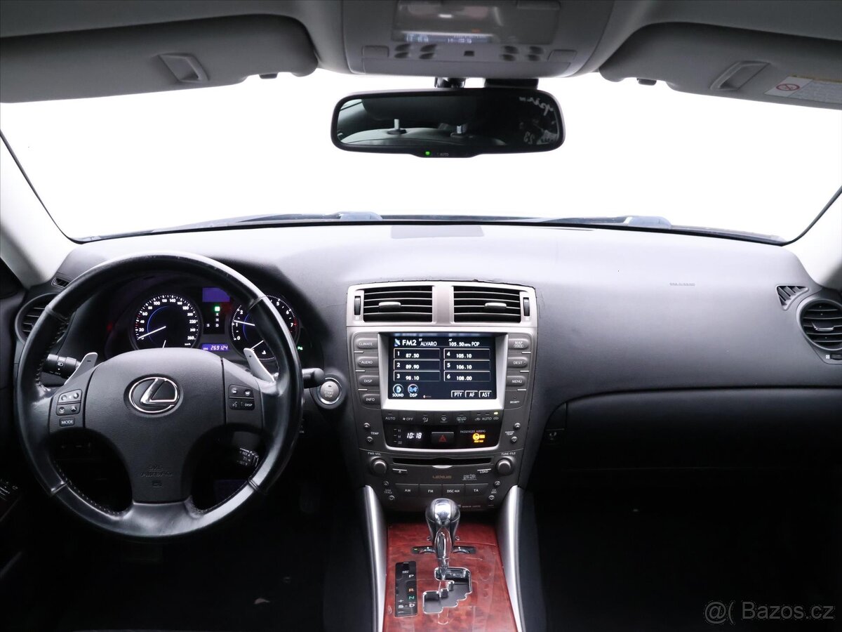 Lexus IS 250 2,5 i 153kW V6 Automat Kůže (2007) - 10
