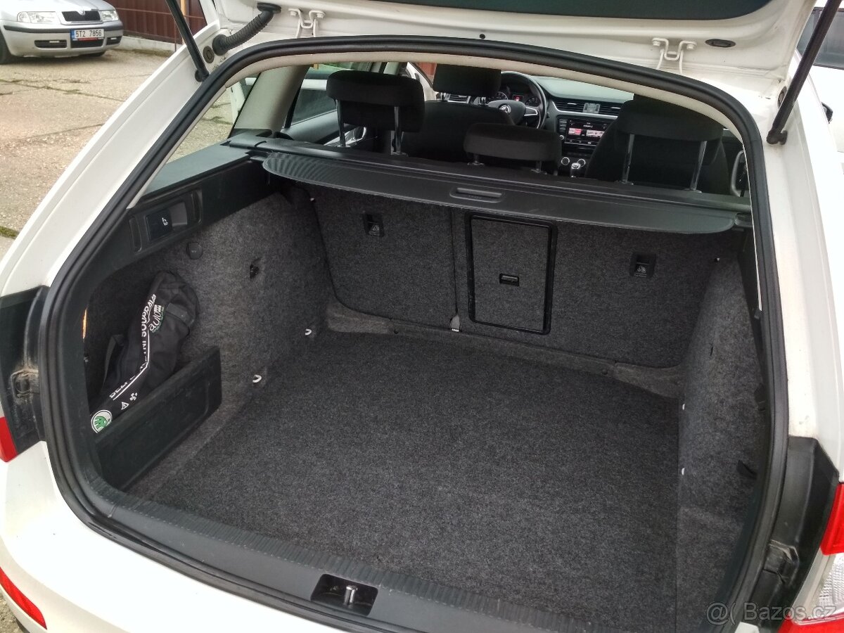 ŠKODA OCTAVIA COM III 4x4,2,0 TDi,ESP,KLIMA,ČR.SERVISKA - 10