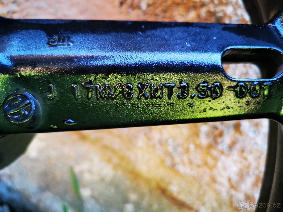 Originální 17" kola Suzuki - 10