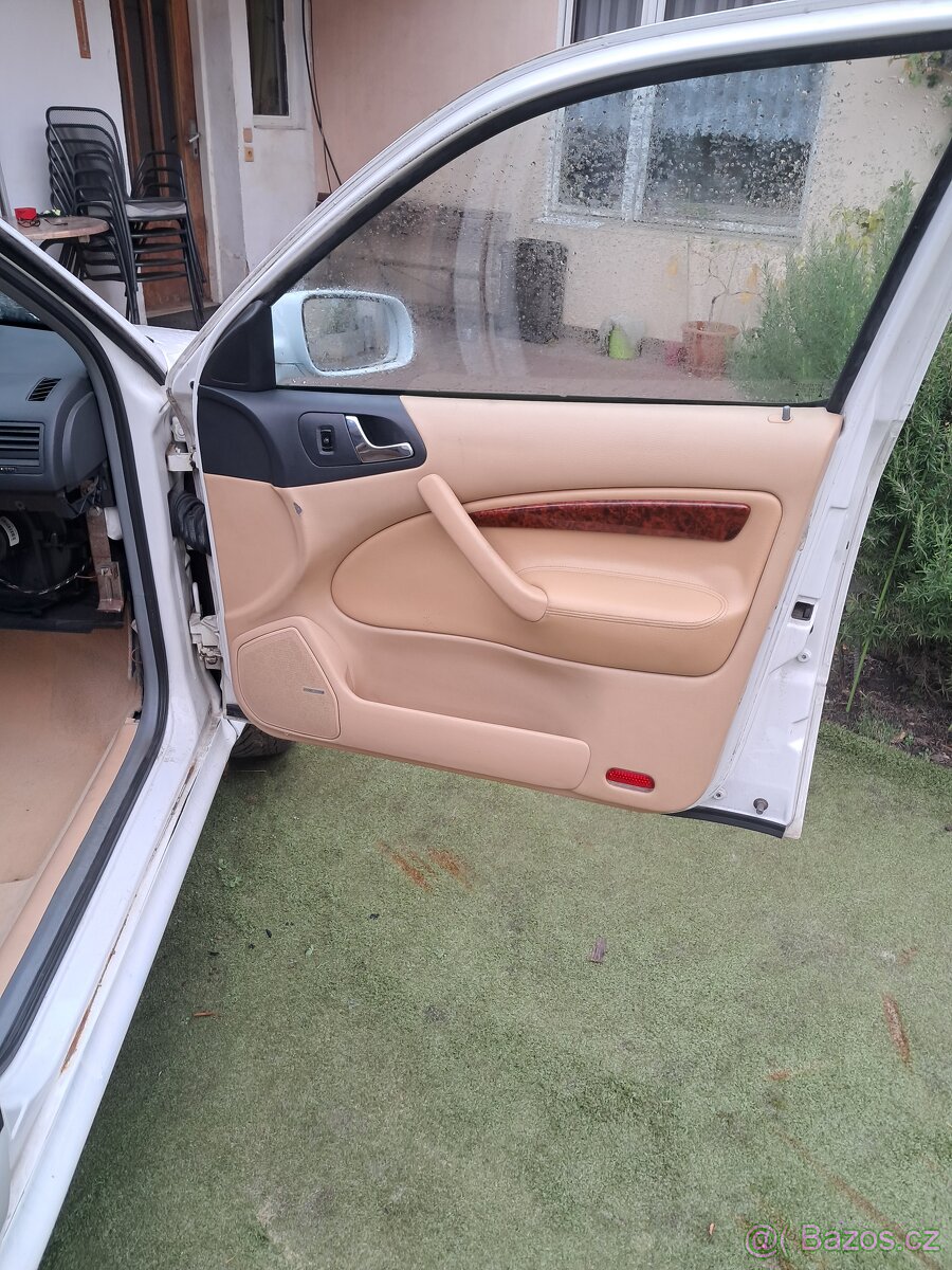 Prodám škodu octavii 1 Laurin& Klement - 10