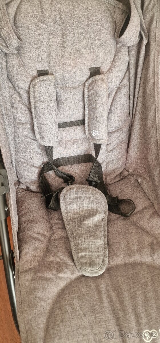 Kindercraft kočárek - 10