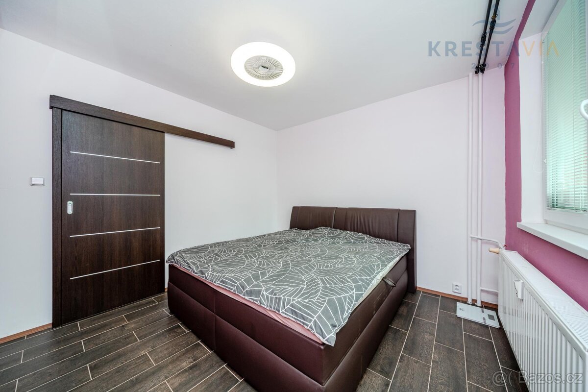 Nadstandartní byt 3+1, 78m2, s 2 wc, sprchovým koutem i vano - 10