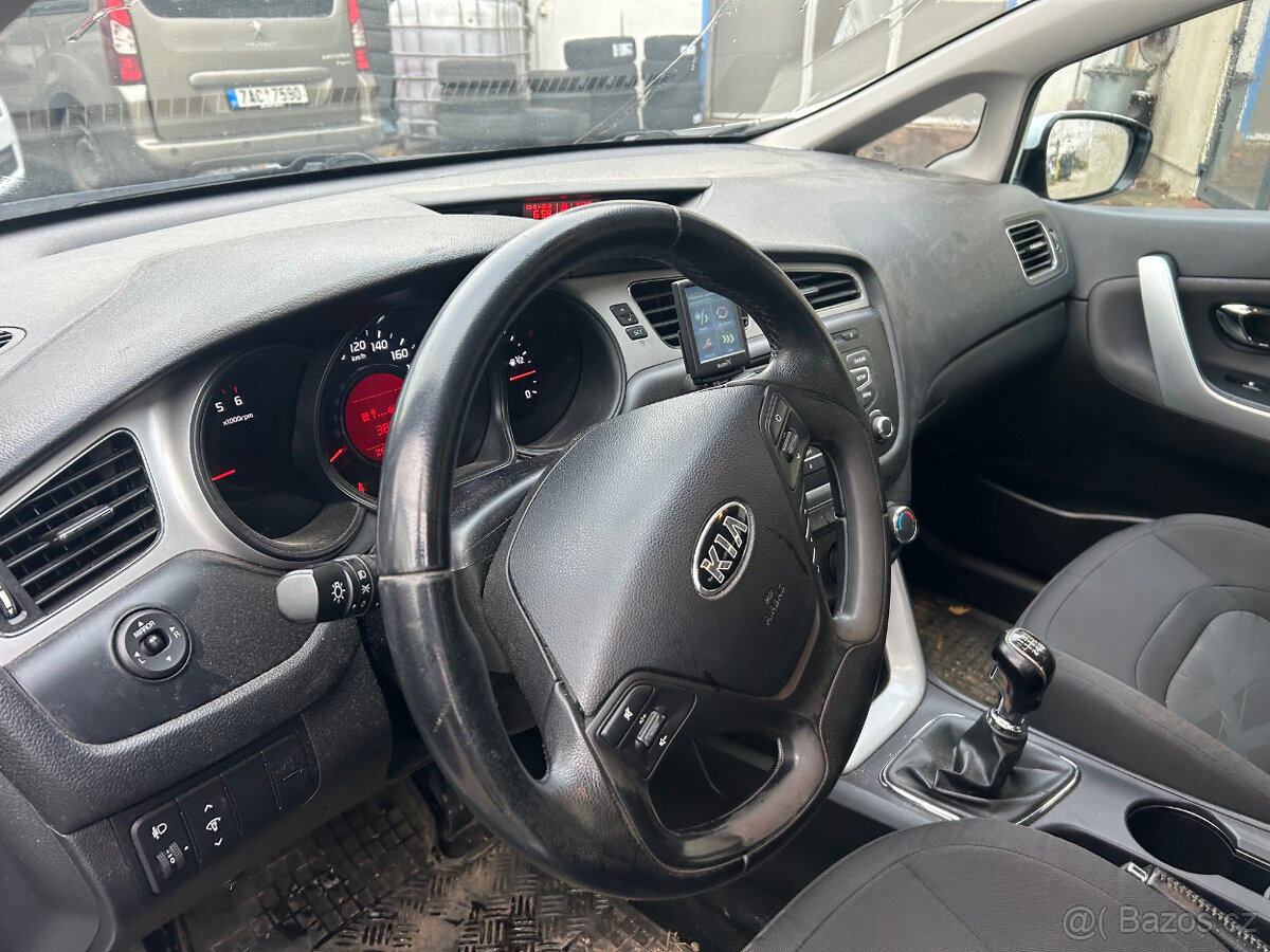 Kia Ceed r.v. 2014 1,6CRDi 94Kw - 10