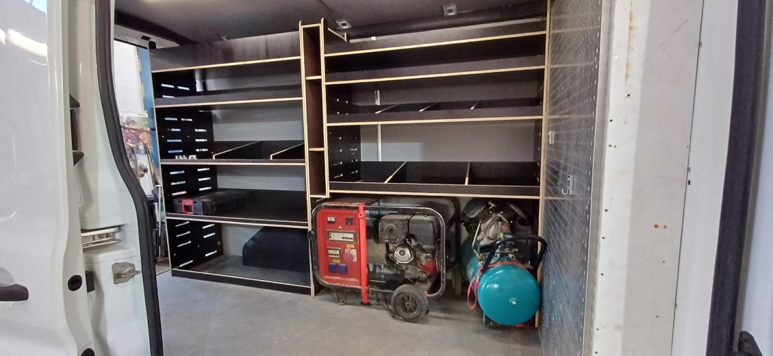 regály do dodávky - 10