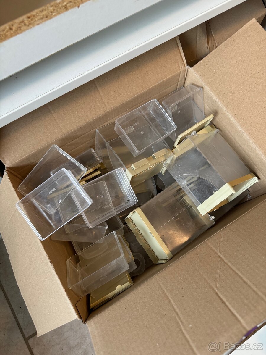 Skříňové klece kompletně vybavené - 10