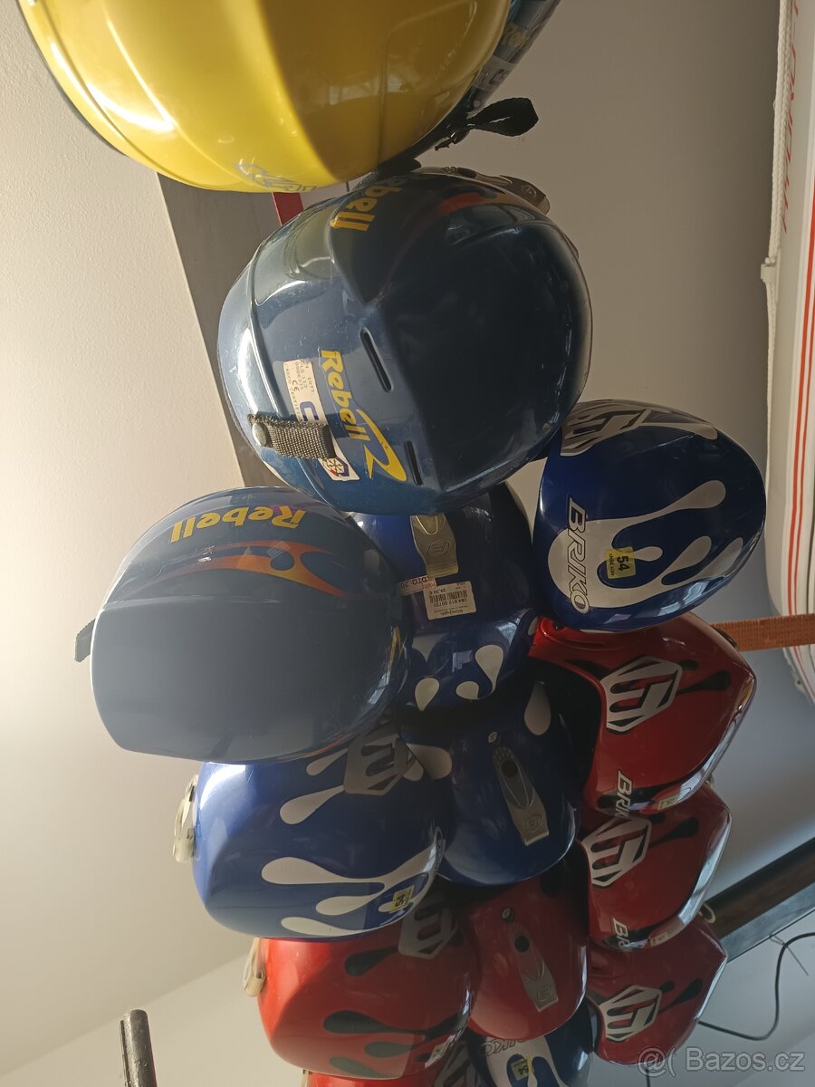 Lyžařské vybavení - 10