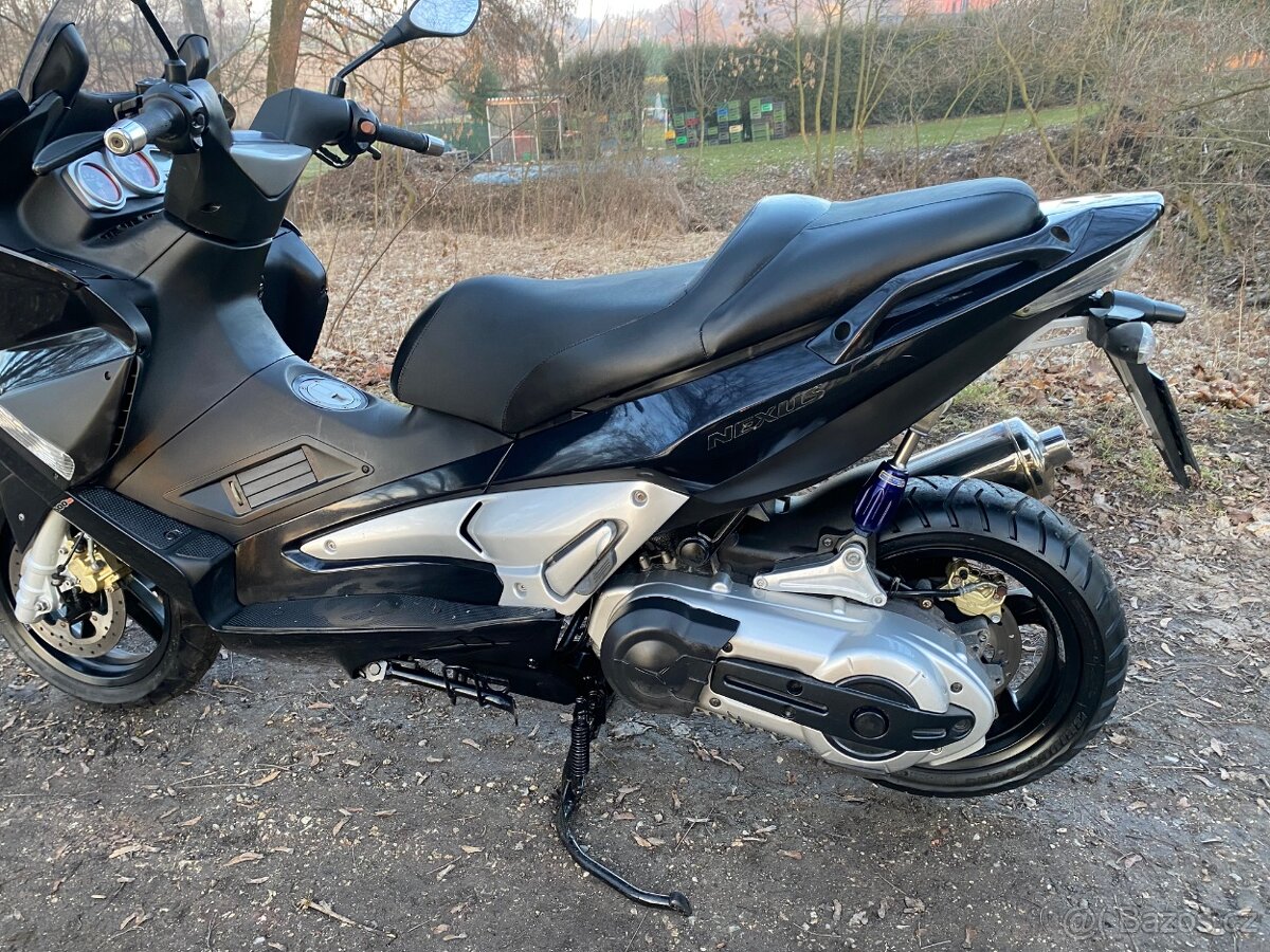 Gilera Nexus 500ie - 10