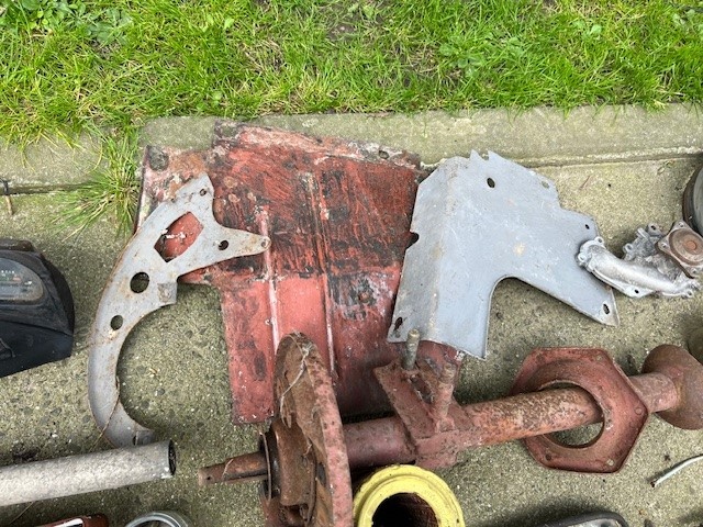 Škoda 1000MB - náhradní díly - 10