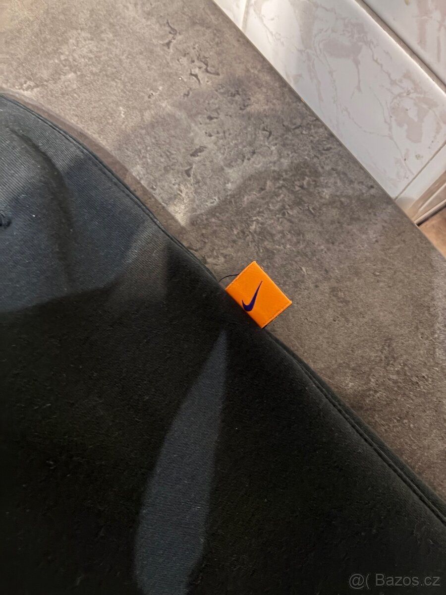 Panske tepláky Nike - 10