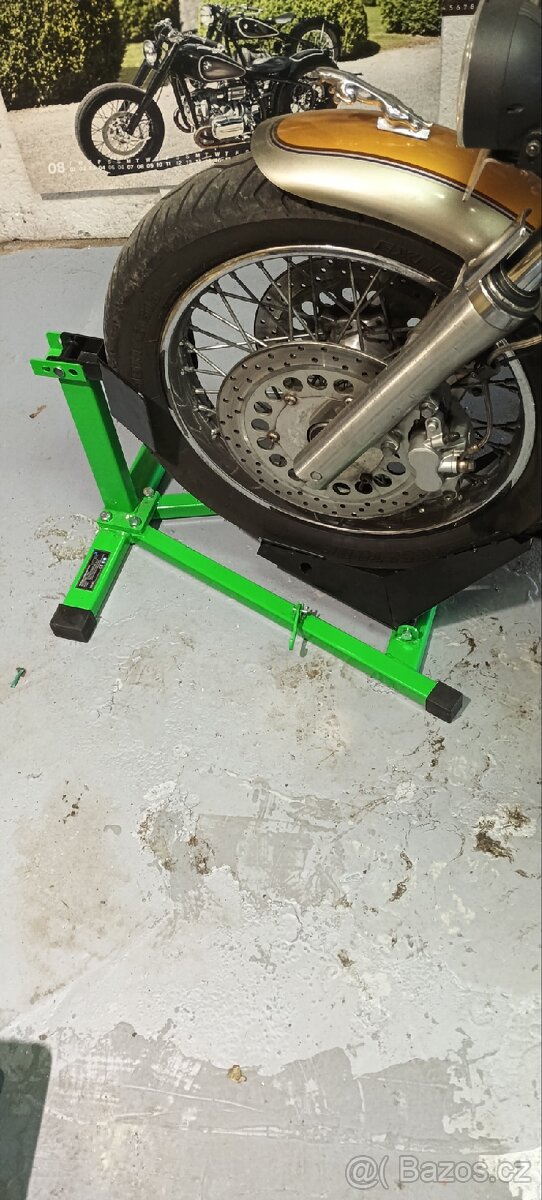 Prodám Yamahu xvs 1100 custon. - 10