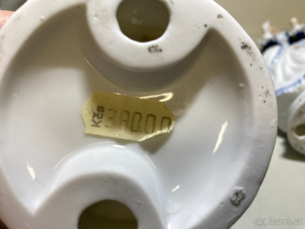 sada rokokových sošek hudebníci - 10