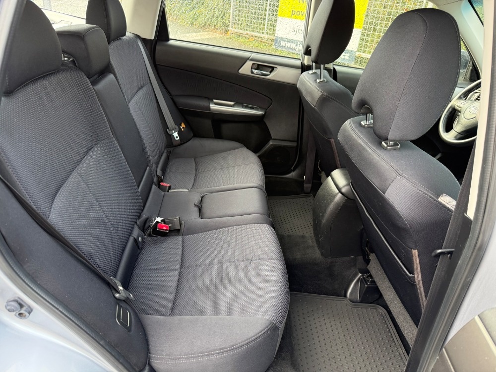 Subaru Forester 2.0TD 4x4 - 10