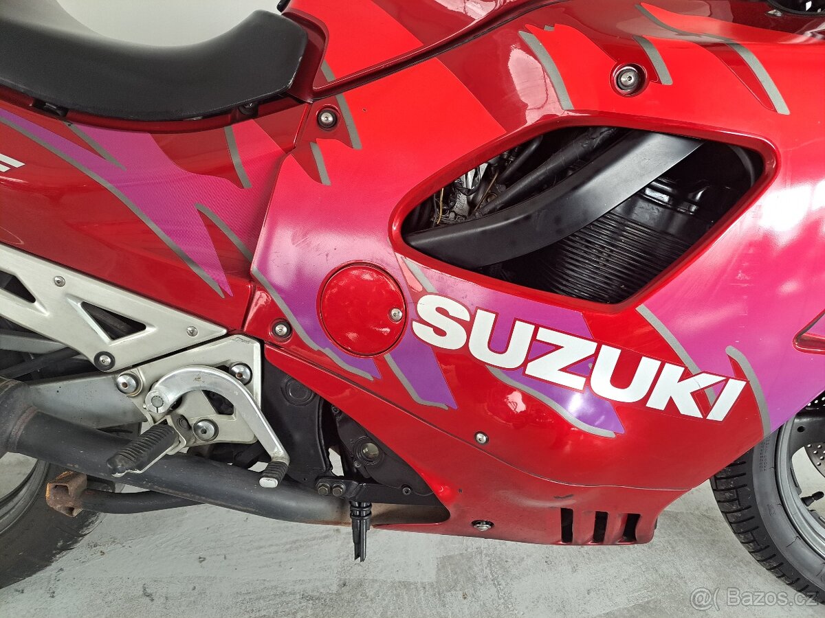 Suzuki GSX 750F - 10