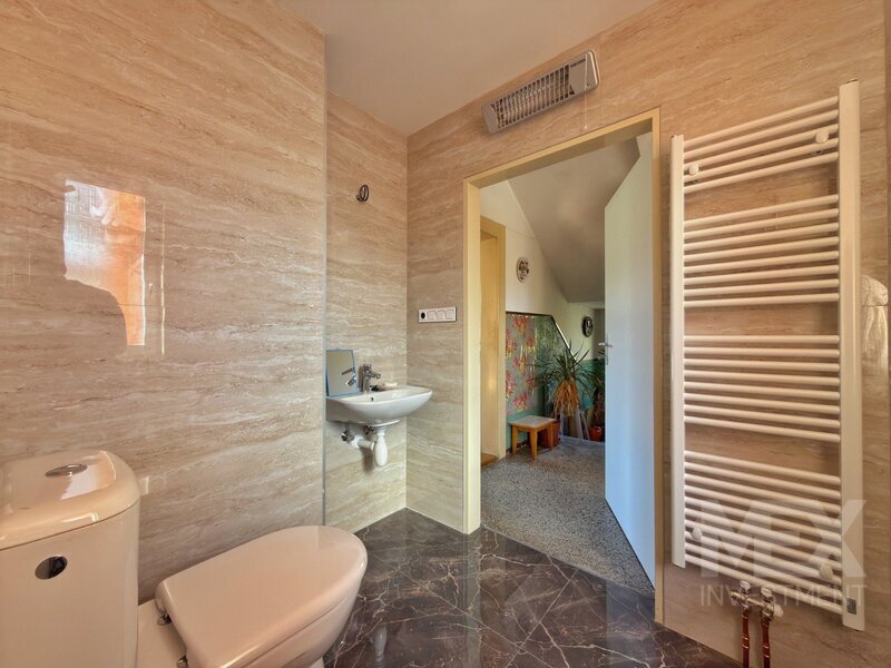 Prodej rodinného domu 5+1, Náchod - Mülerova ulice - 10