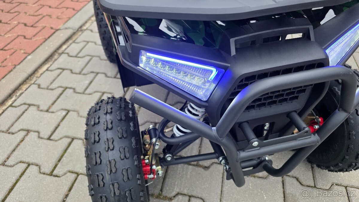 Dětská čtyřtaktní čtyřkolka Explorer 110ccm, 1+1 - 10