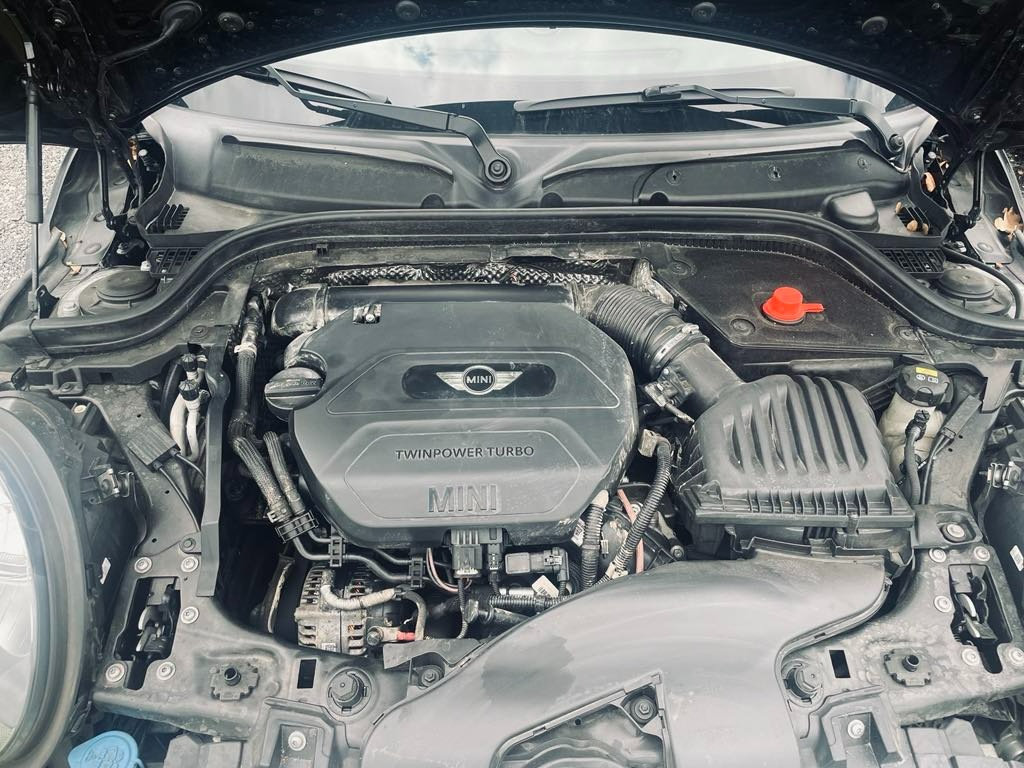 Mini Cooper, Cooper D 1.5 – úsporný diesel - 10