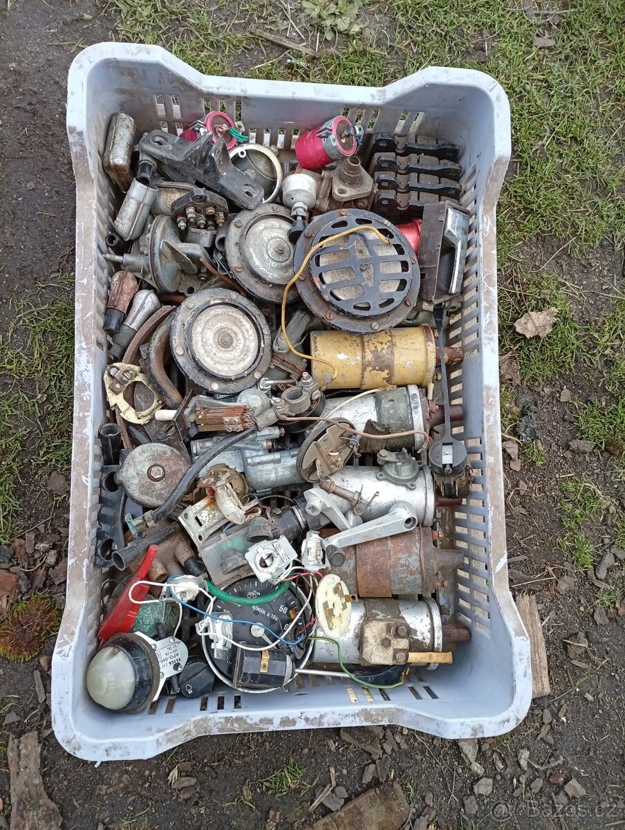 Jawa ČZ pionýr - 10