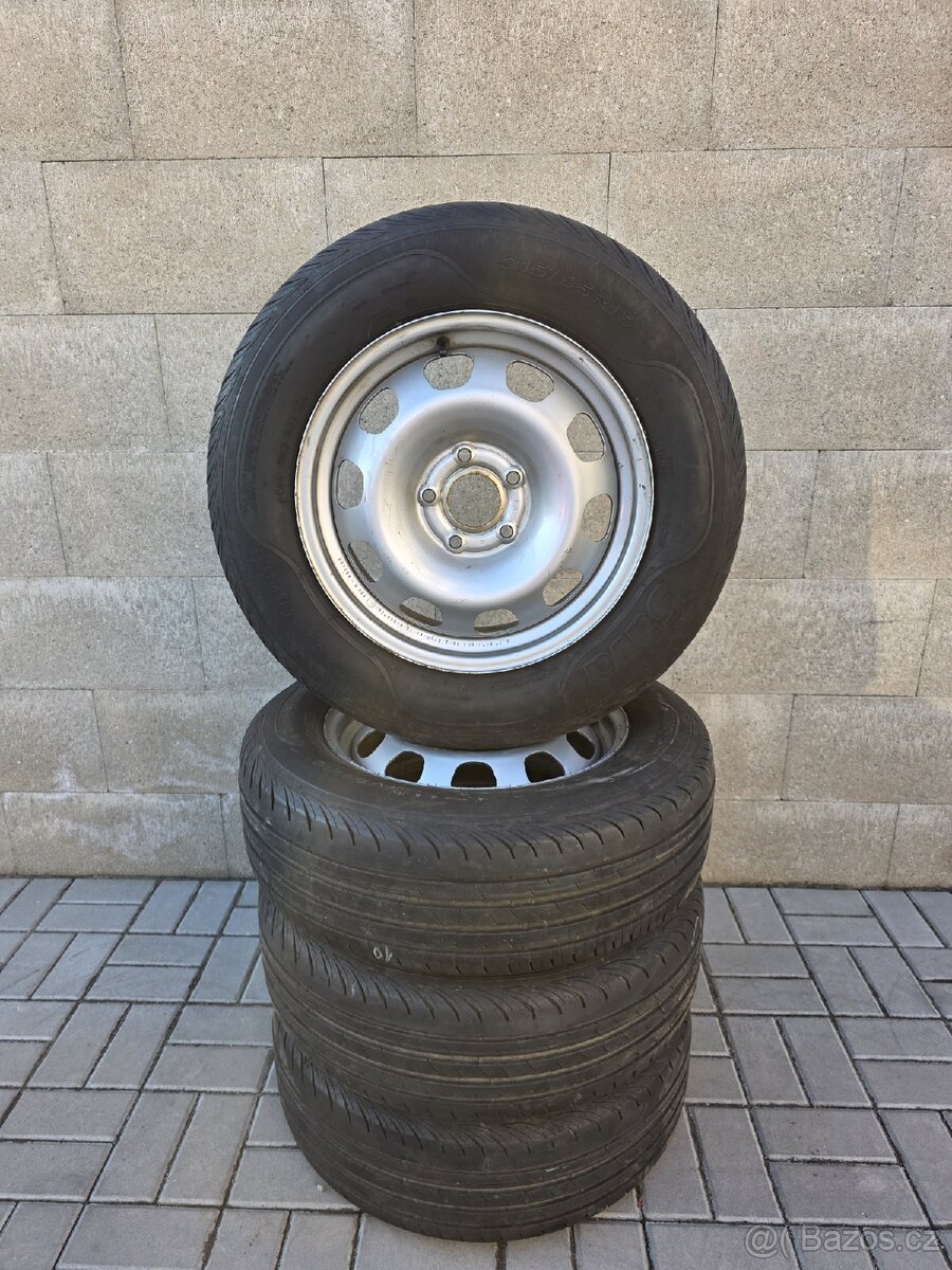 215/65/16 Letní kola Dacia Duster 5x114,3 - 10