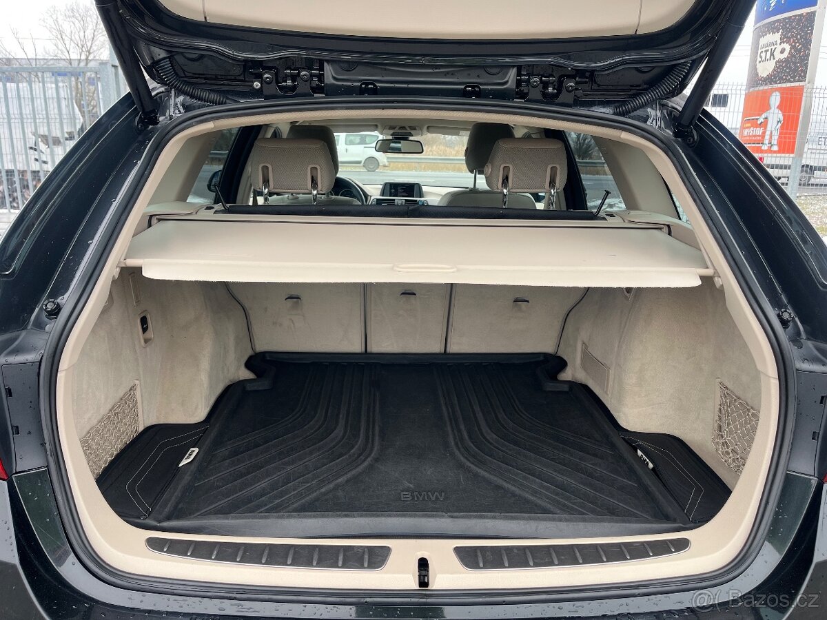 BMW kombi 320d Xdrive - 10