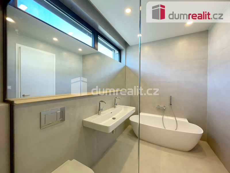 Prodej rodinného domu 5+ kk 135 m², s pozemkem 658 m² - 10