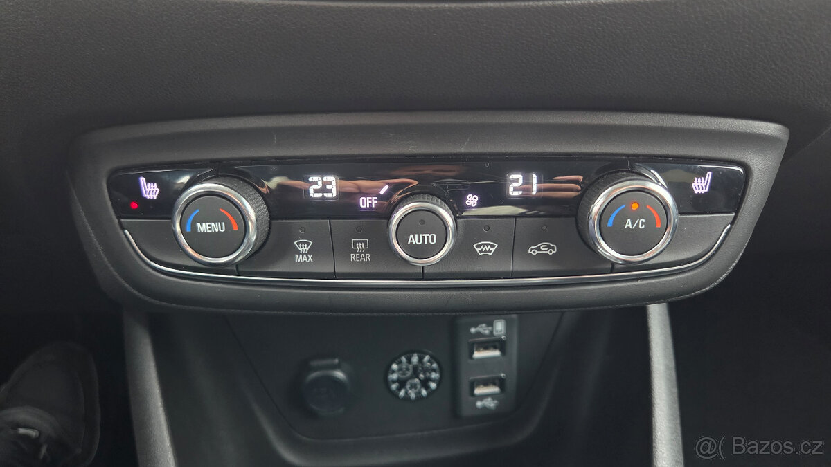 Opel Crossland 1.2 Turbo 96kW Automat 2023 15tkm Cz 1 maj - 10