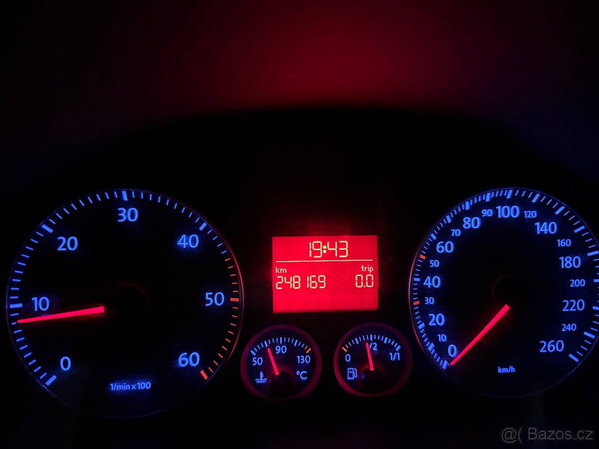 Volkswagen Golf 5 1.9TDI - 10