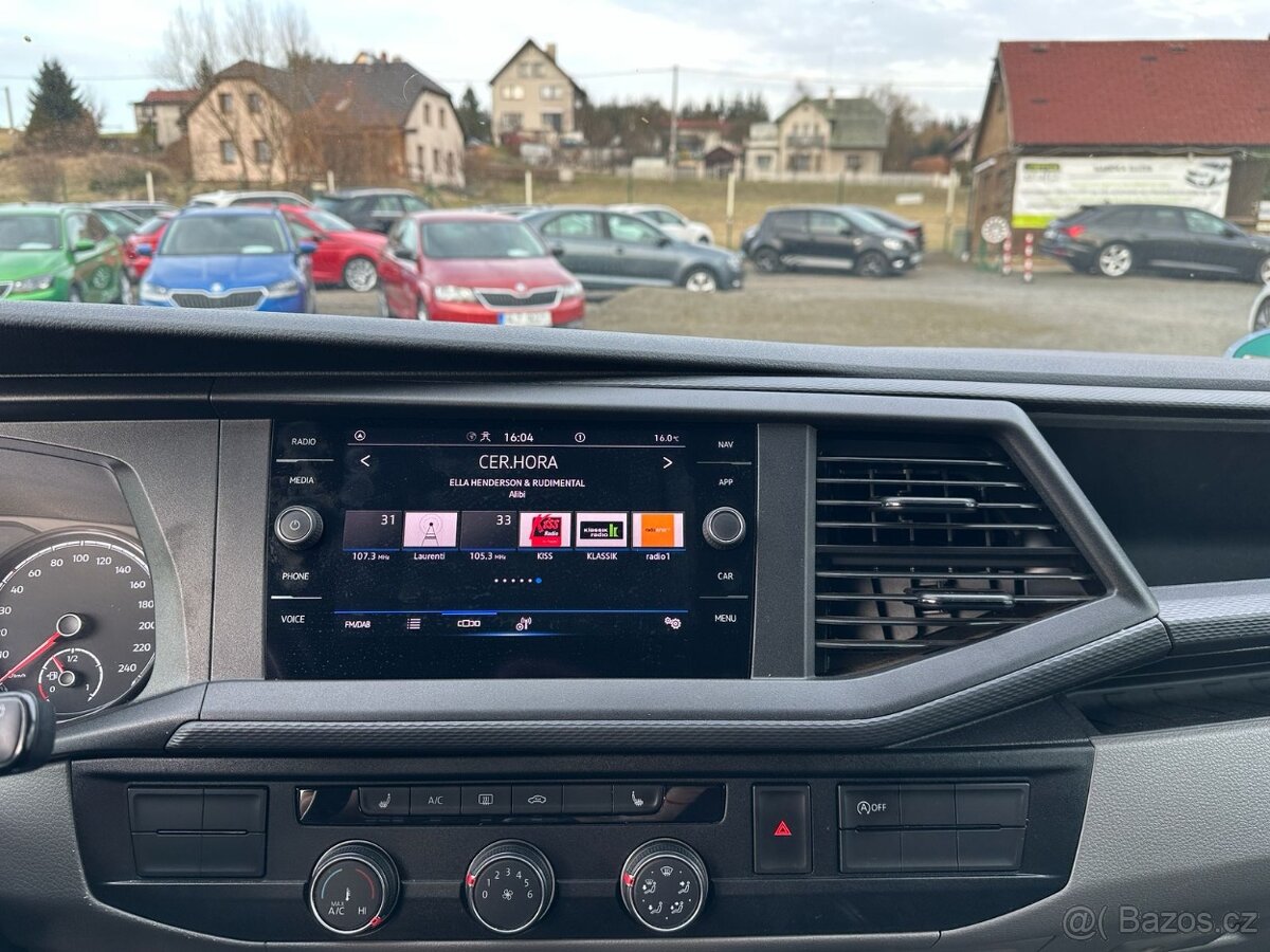 VW Transporter T6.1 2,0 Tdi Long Křídla 1.maj LED DPH - 10
