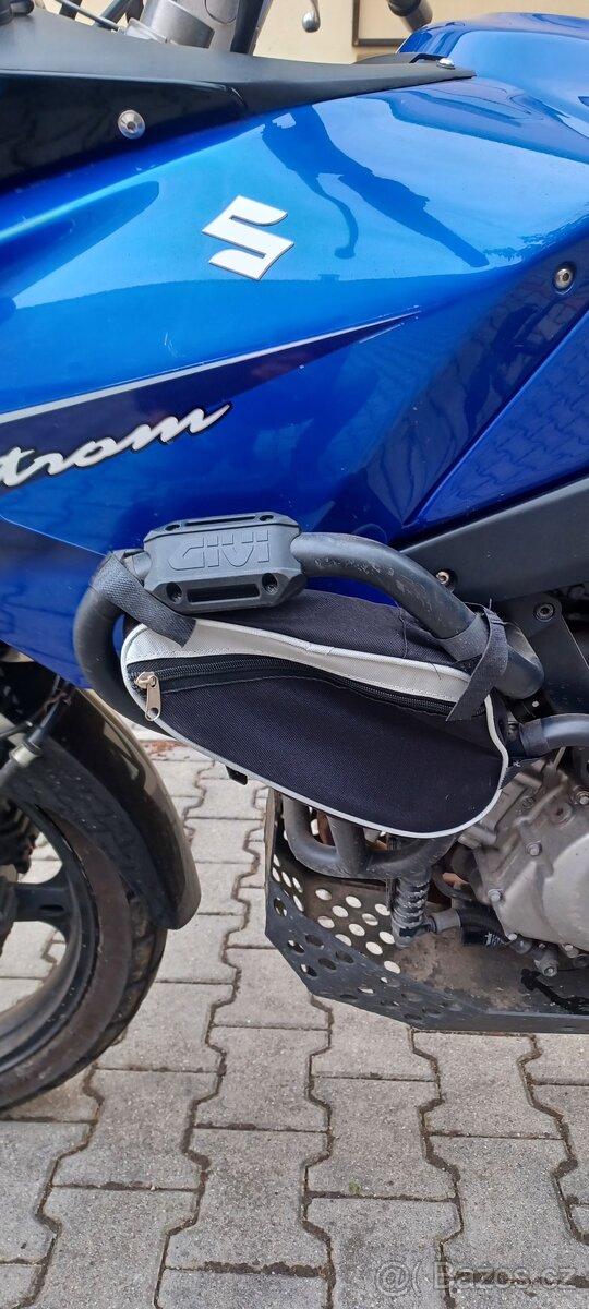 Suzuki Vstrom 650DL - 10