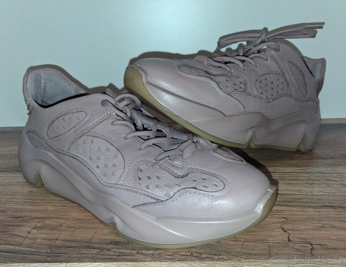 Dámské sportovní boty Ecco 39 - 10