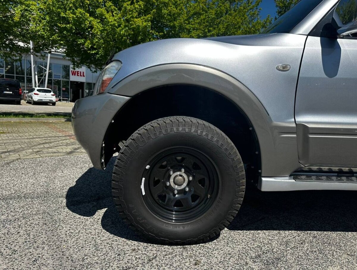 Mitsubishi Pajero 3.2 DI-D - 10